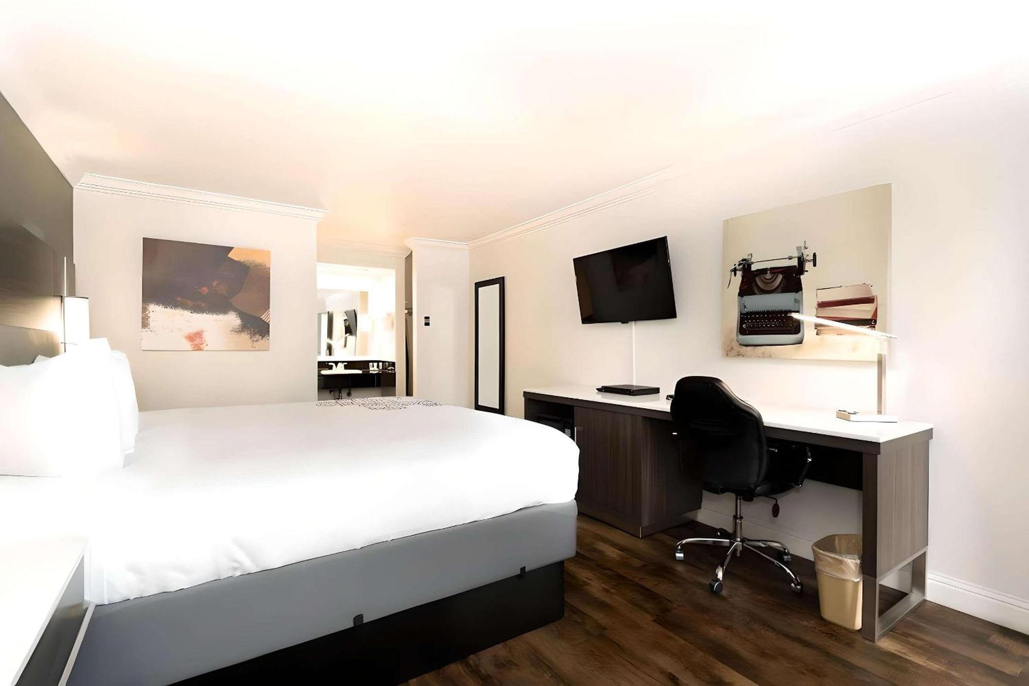 Rodeway Inn San Jose Hwy-101 Tully Rd Exit Eksteriør billede