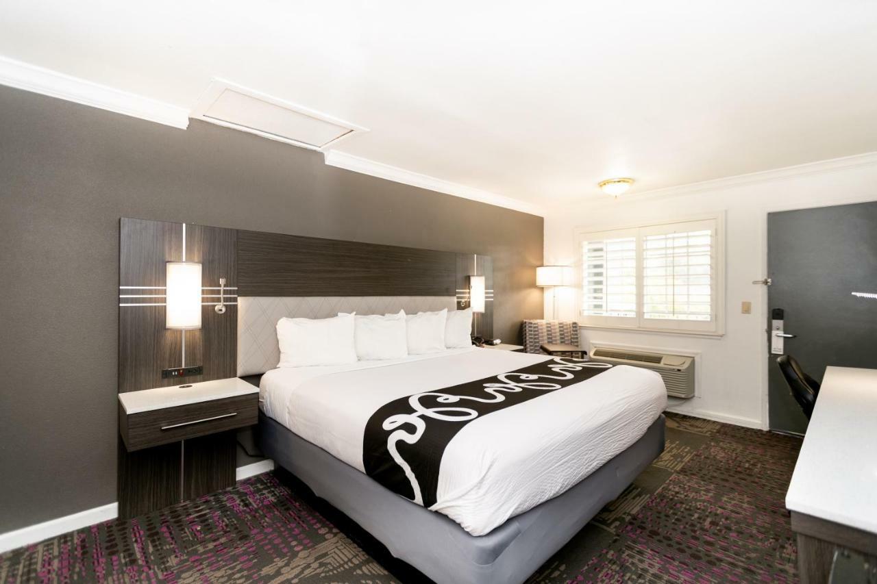 Rodeway Inn San Jose Hwy-101 Tully Rd Exit Eksteriør billede
